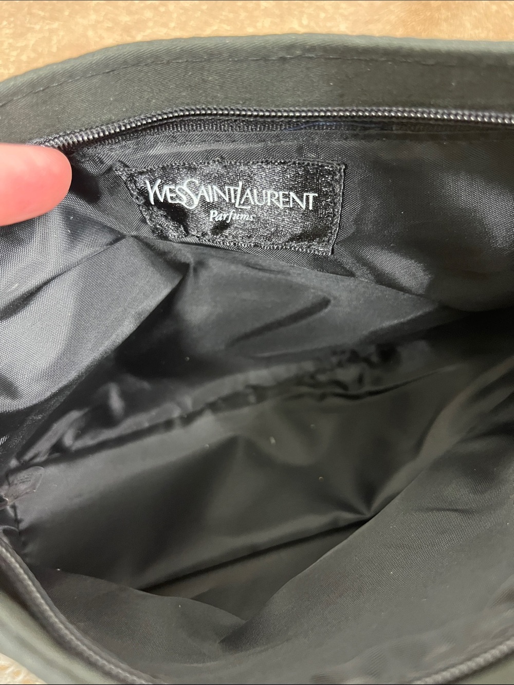 YSL Embroidered Makeup Bag Set, #8 Lip Liner Opium Anti Wrinkle Cream Travel Bag - Picture 9 of 9